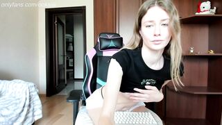 oksanafedorova 2024-04-21 1136 webcam video