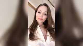 EvelynMills webcam video 1704241627 20 cute and wet horny webcam girl