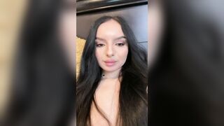 SarahReeve webcam video 2404241002 2 winsome cam live model