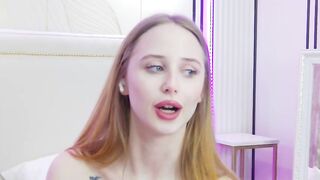 GraceLoran webcam video 1904241128 2 11 resplendent cam girl model