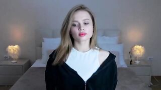 ElizabethJackso webcam video 1404241937 8 webcam performing takes her perverted personality out