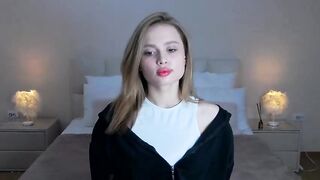 ElizabethJackso webcam video 1404241937 8 webcam performing takes her perverted personality out