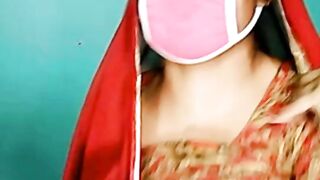 tamil bitc show boobs up her shalwar 432