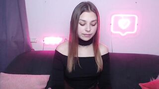 milanaangelas 2024-05-05 0712 webcam video