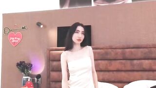 LorainnePearson webcam video 0805241035 2 yummy adult cam model