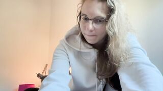 lillybambus 2024-05-13 1528 webcam video