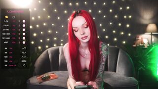 poppy__parker 2024-05-15 1048 webcam video