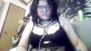 ember_rawr 2024-05-16 1852 webcam video