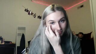 petiteblondie13 2024-05-17 0300 webcam video