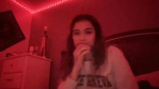 daisycremm 2024-05-18 0328 webcam video