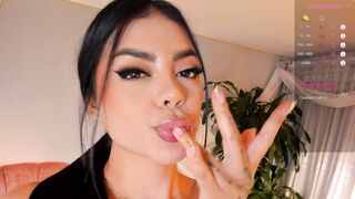 valeria_orozco 2024-05-18 0652 webcam video