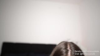 honeyyykate 2024-05-18 1512 webcam video