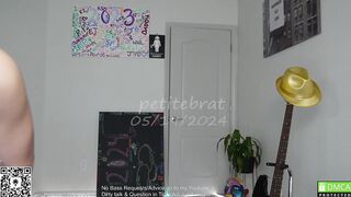 petitebrat 2024-05-19 1448 webcam video