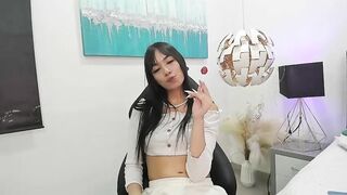 ValeMillan webcam video 1904241128 symmetrical cam girl model