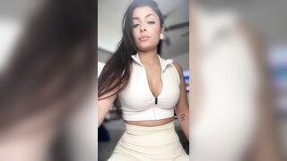 GiaRodriguez 2024-05-24 1932 webcam video