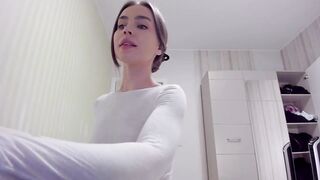 aminaswan_ 2024-05-25 2340 webcam video