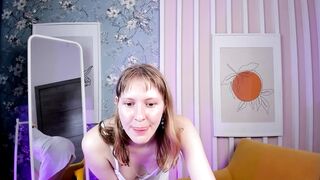 rina_chill 2023-07-12 1650 webcam video