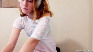 its_lily 2023-07-12 1730 webcam video