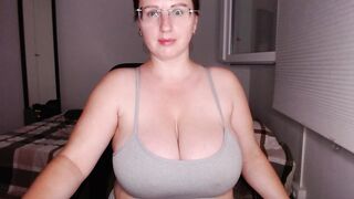gentle__woman 2023-07-13 2050 webcam video