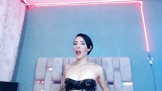 LadyRussell webcam video 270524 webcam girl likes to seduce and to be seducted