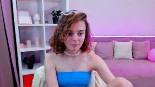 AliceHimmer 2024-06-02 0744 webcam video