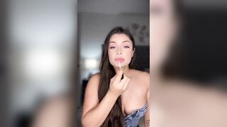 GiaRodriguez 2024-06-05 1920 webcam video