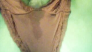 Webcam Peek: Pantie Show