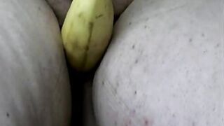 Arab BBW Plays with Banana on Webcam