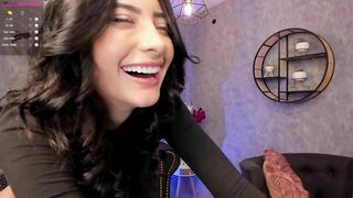 letizia_fulkers 2021-11-30 1819 recorded live stream from Chaturbate