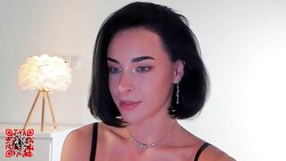 uwunikaa 2024-09-21 1916 webcam video