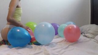 I Love Balloons - Amateur Teen Latina Solo Webcam Show