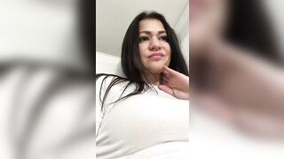 OliviaRoxi 2024-09-27 1702 webcam video