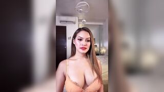 MariaHillary 2024-09-27 1938 webcam video