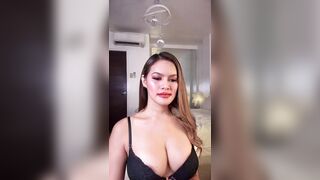 MariaHillary 2024-09-29 2214 webcam video