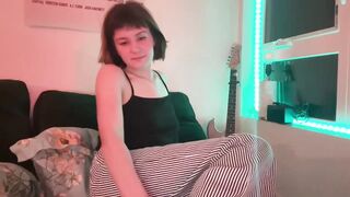 olive__nextdoor 2023-07-26 0642 webcam video