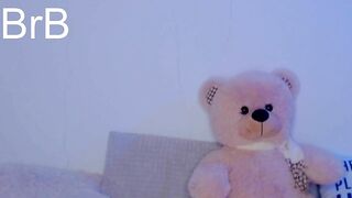 little__kittty 2023-01-31 1712 webcam video