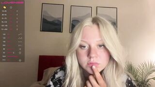 2prettylittlething2 2023-08-17 0654 webcam video