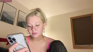 2prettylittlething2 2023-08-21 0412 webcam video