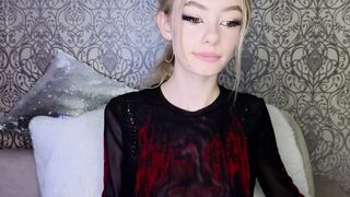 foxxxymollly 2023-09-01 1524 webcam video