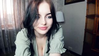 cute_caprice 2023-05-18 0120 webcam video