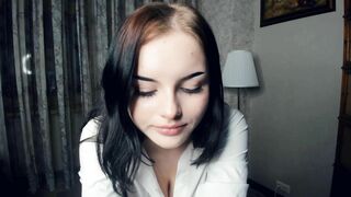 cute_caprice 2023-05-18 2000 webcam video