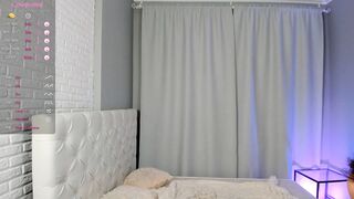 mila_vita 2023-09-18 1848 webcam video