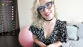 emilymilf__ 2023-09-19 1118 webcam video