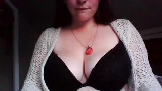 peach_flora 2023-09-27 2248 webcam video