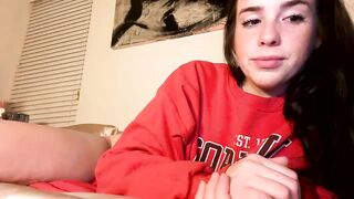 alexilott 2023-05-26 0620 webcam video