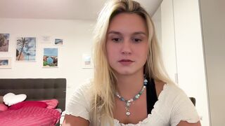 sarahsapling 2023-10-05 1848 webcam video