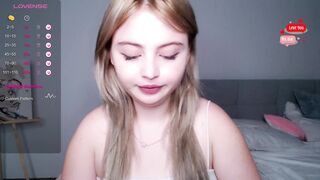 shy_blondiee 2023-10-06 2318 webcam video