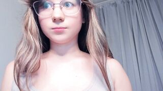 mysweet_kiss 2023-10-17 2242 webcam video