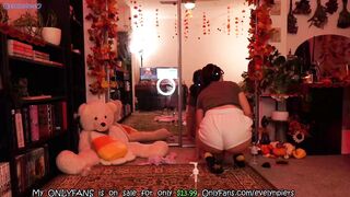 evelynpiers 2023-10-18 1906 webcam video