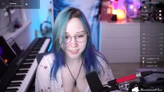 blue_mooncat 2023-10-18 2330 webcam video